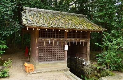 宇治上神社 桐原水 建屋