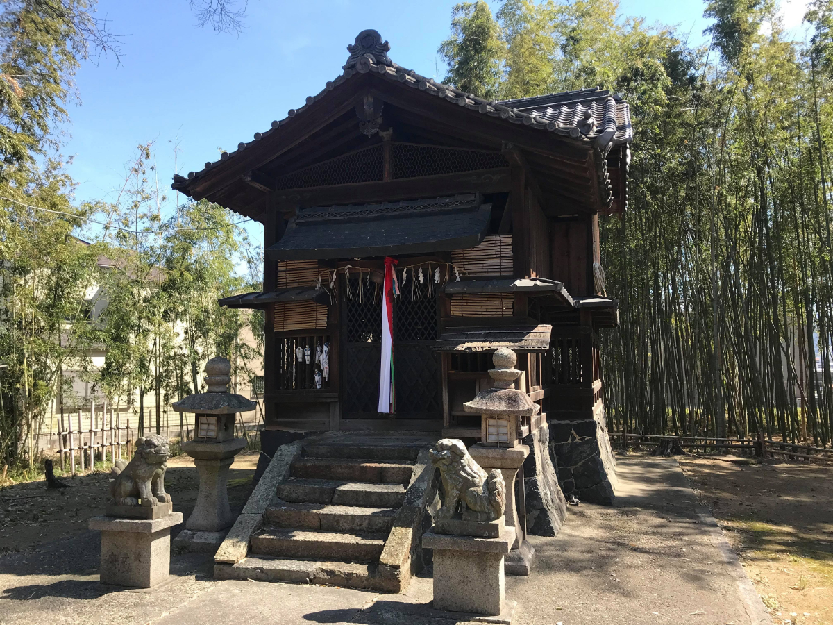 拝殿