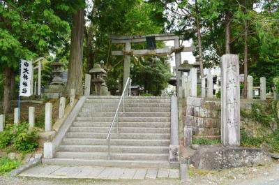 大井神社 鳥居と社号標