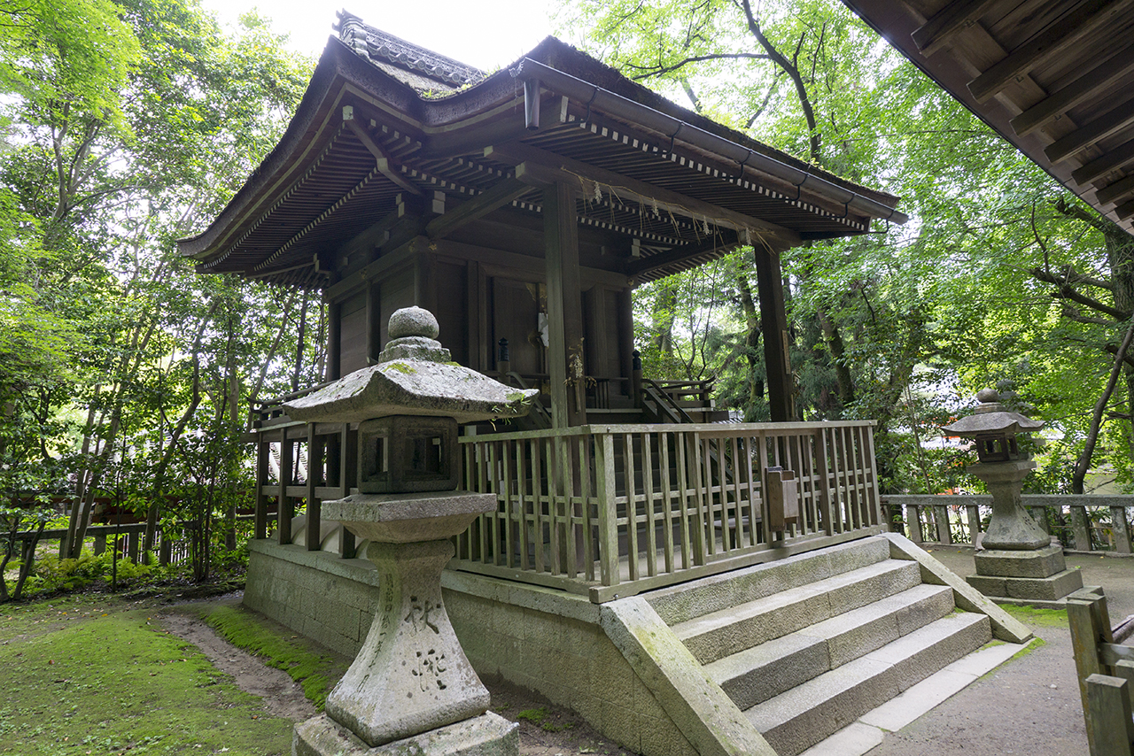 高良神社 本殿