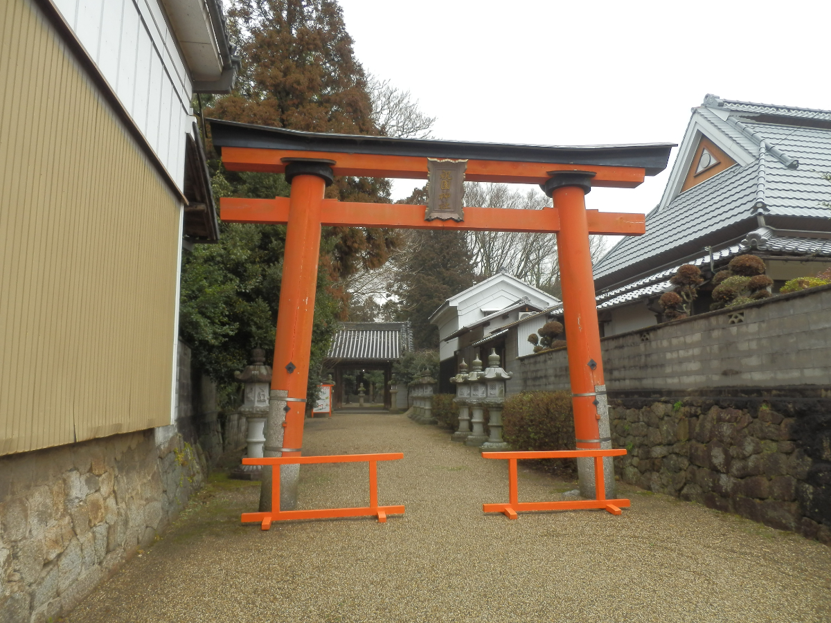 鳥居