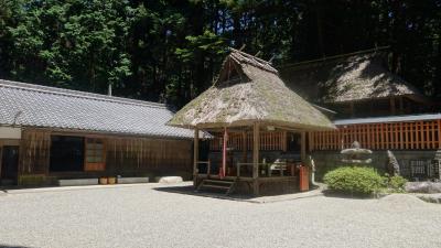 六所神社 拝殿