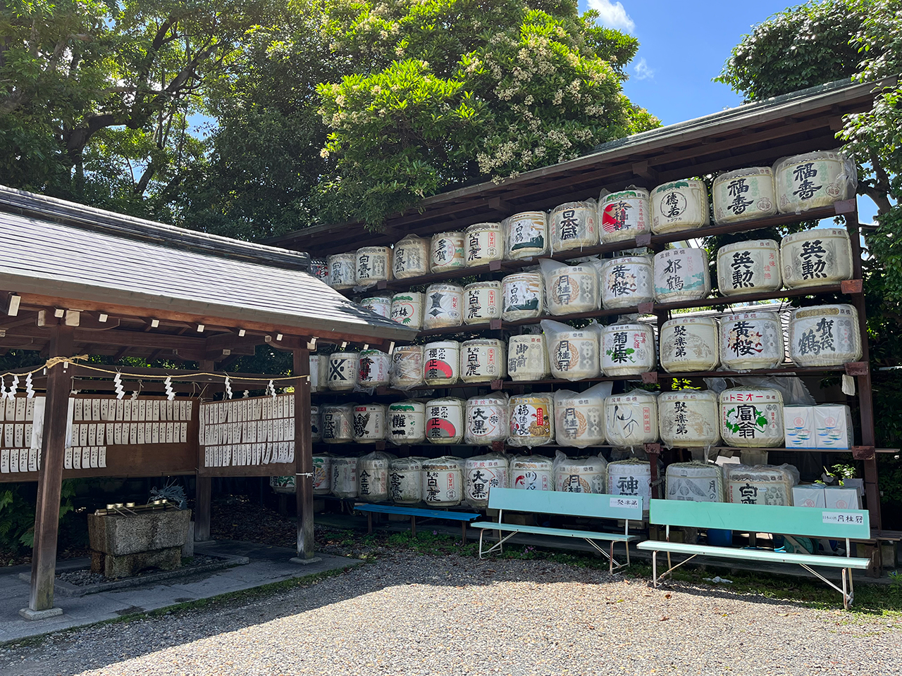 境内の酒樽