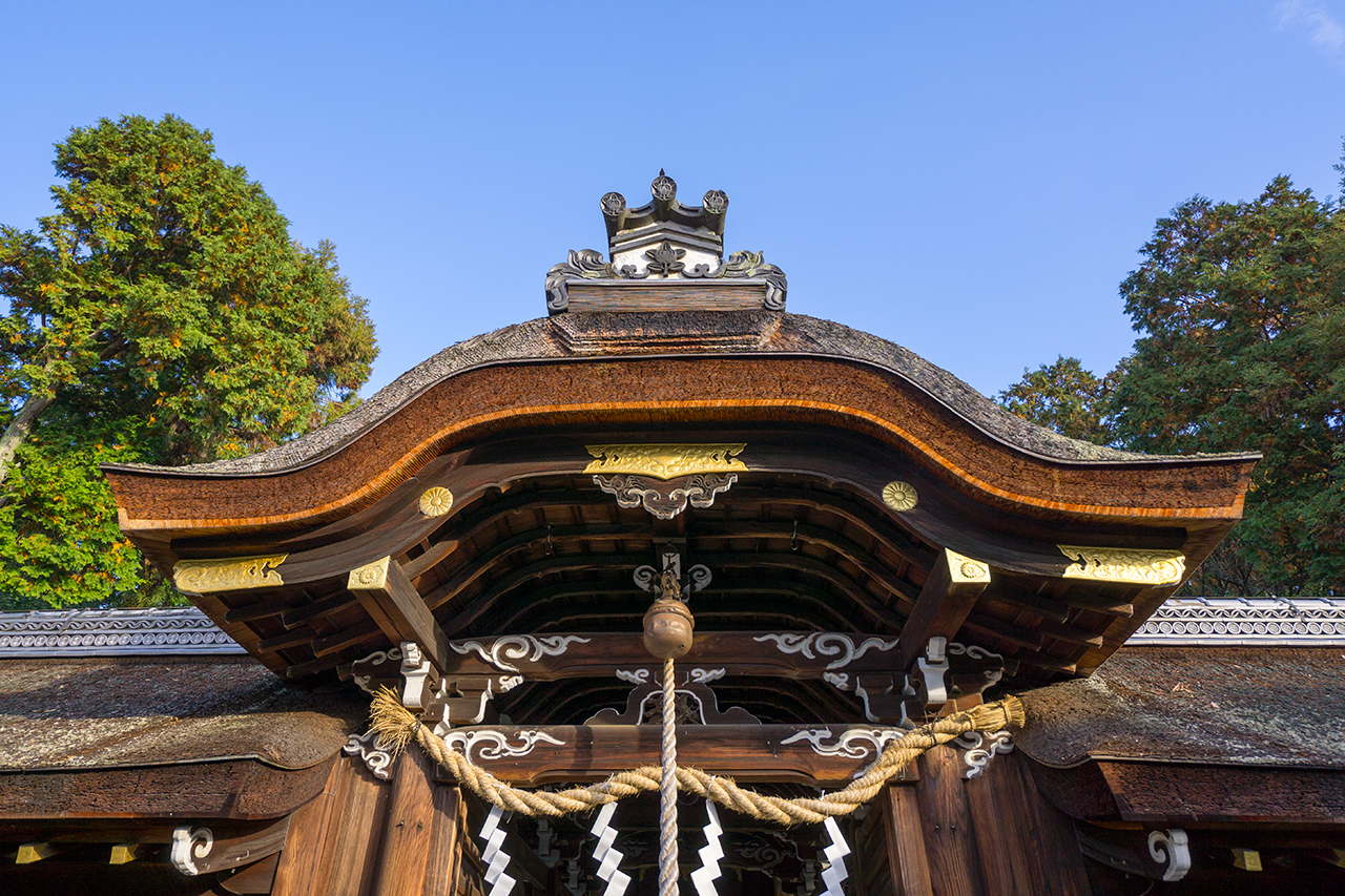 中門 破風の神紋
