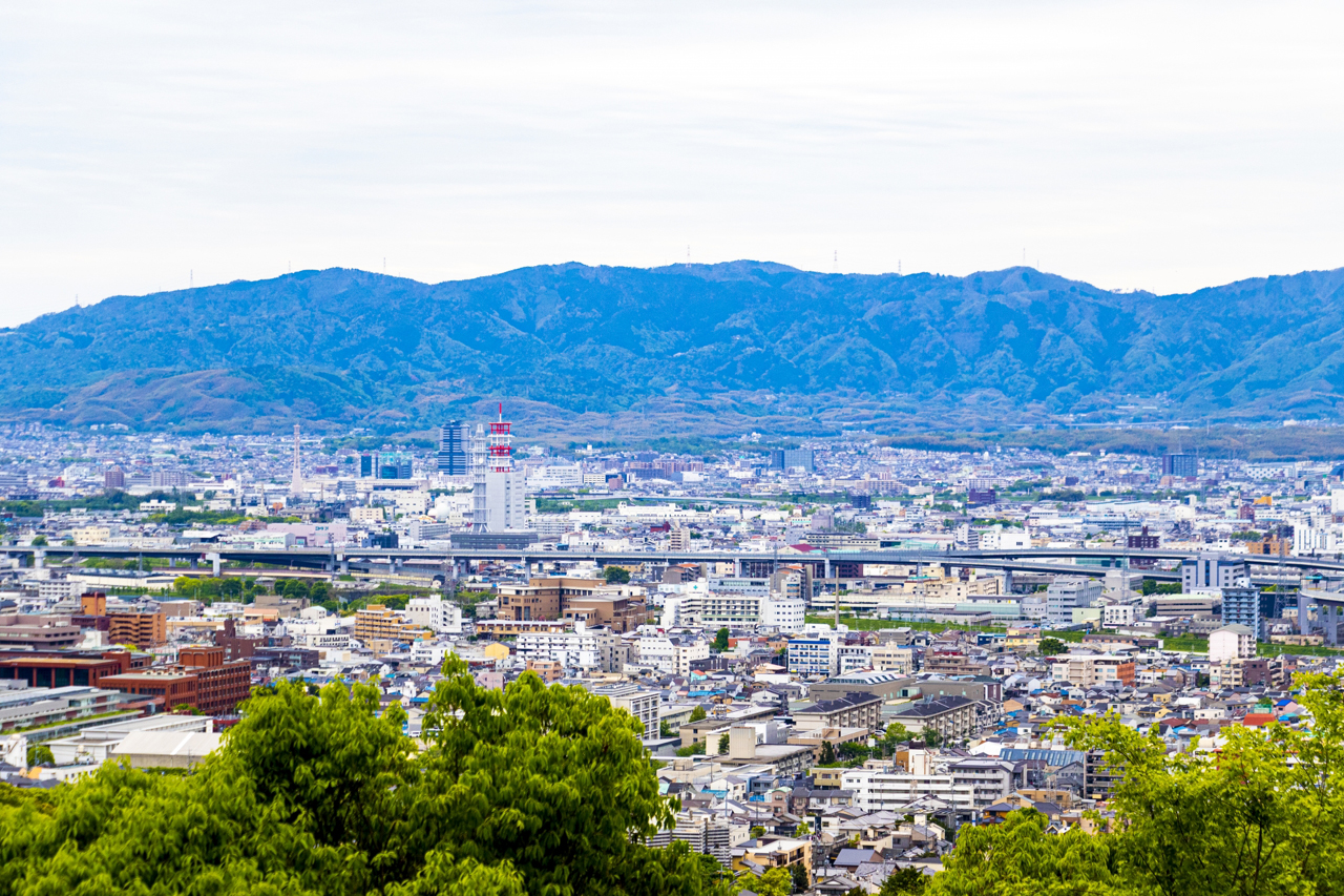 稲荷山
