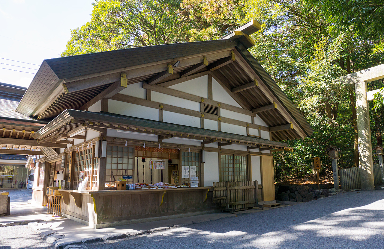 椿大神社 獅子堂 横