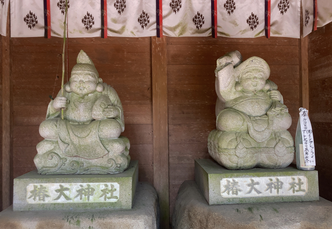 椿大神社 恵比寿像と大黒像
