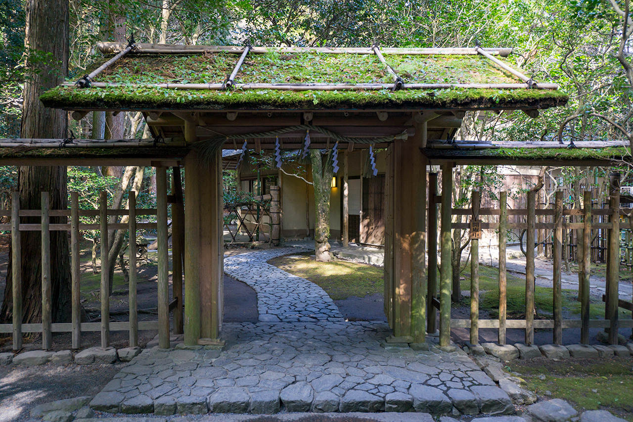 椿大神社 鈴松庵 入口