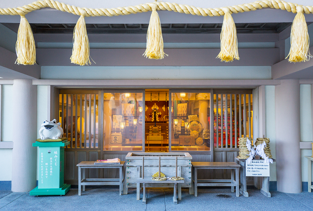 二見興玉神社 拝殿内部