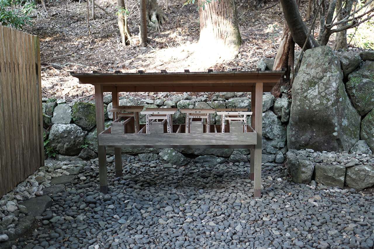 子安神社奉納された鳥居