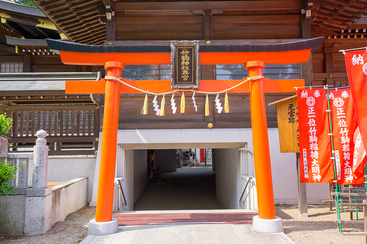 竹駒神社 御社殿　地下入口