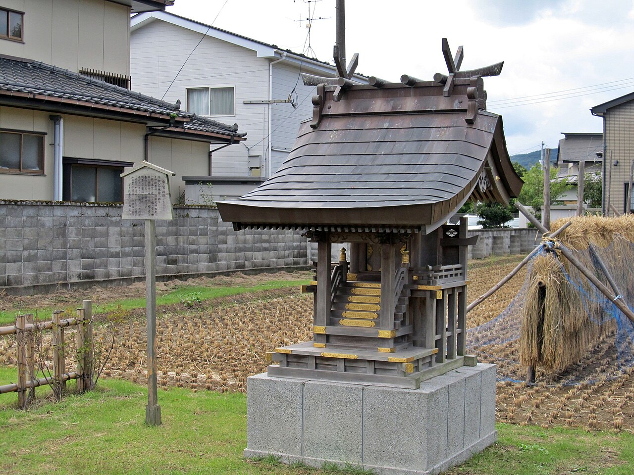 竹駒神社 境内社宇賀神社 社殿