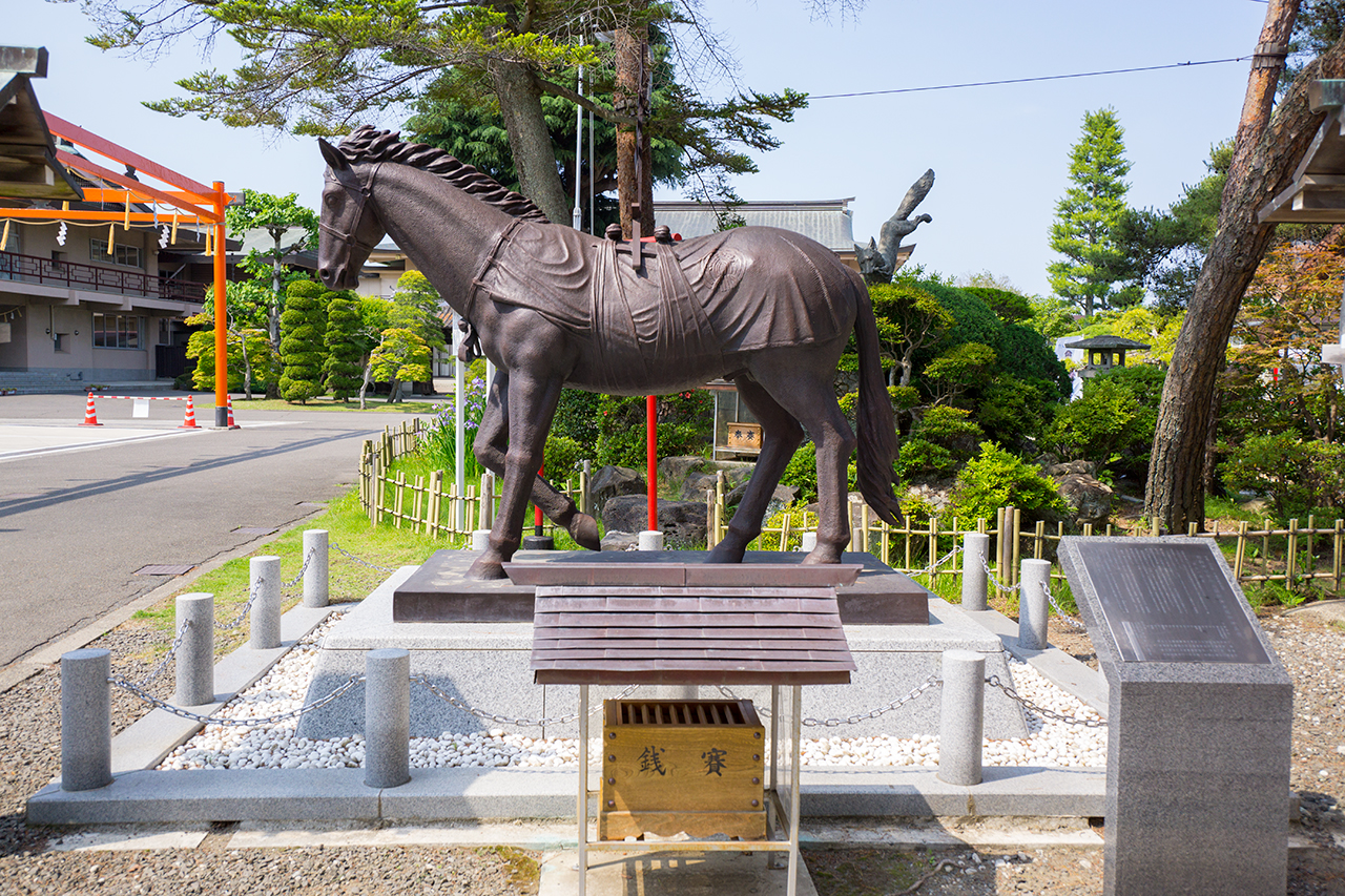 竹駒神社 御神馬像