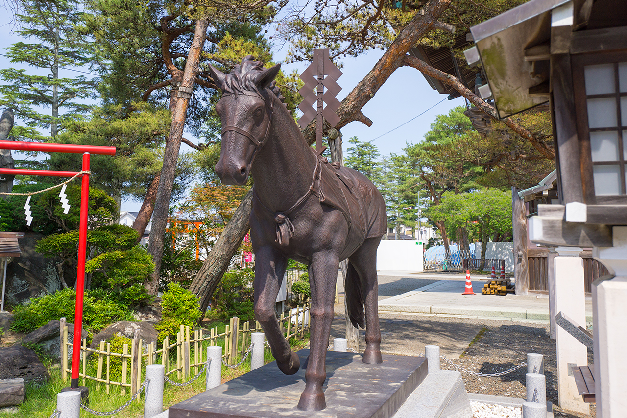 竹駒神社 御神馬像 正面