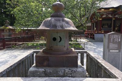 鹽竈神社 文治の灯篭 上部分