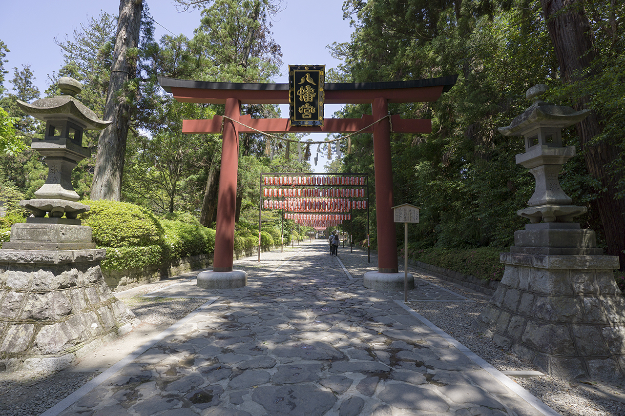 参道と三の鳥居