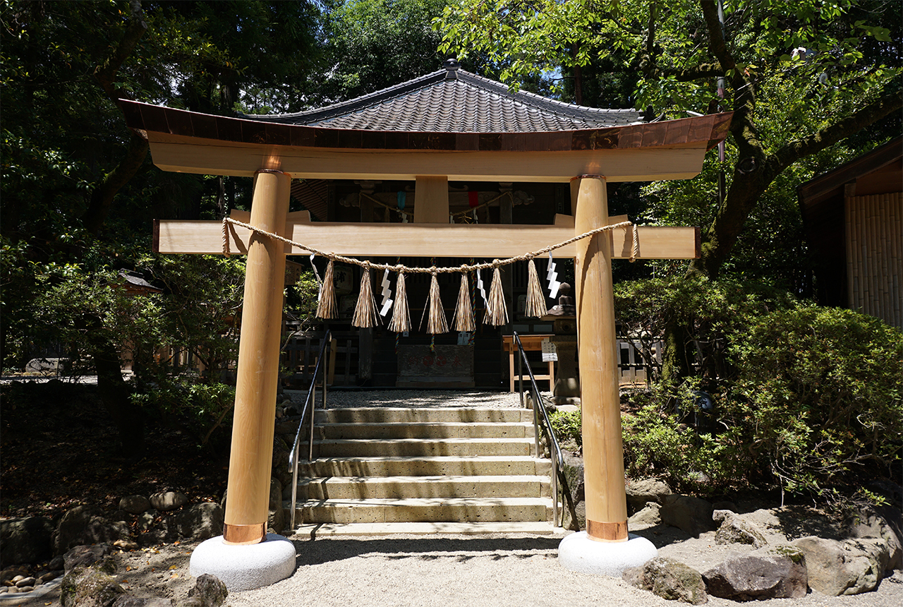 太元社 鳥居