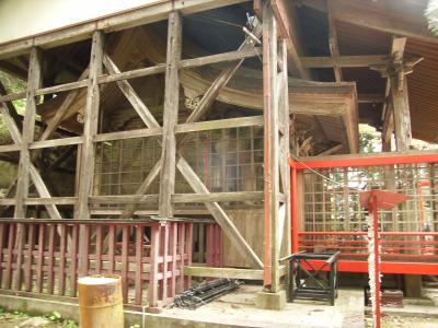 諏訪神社 本殿