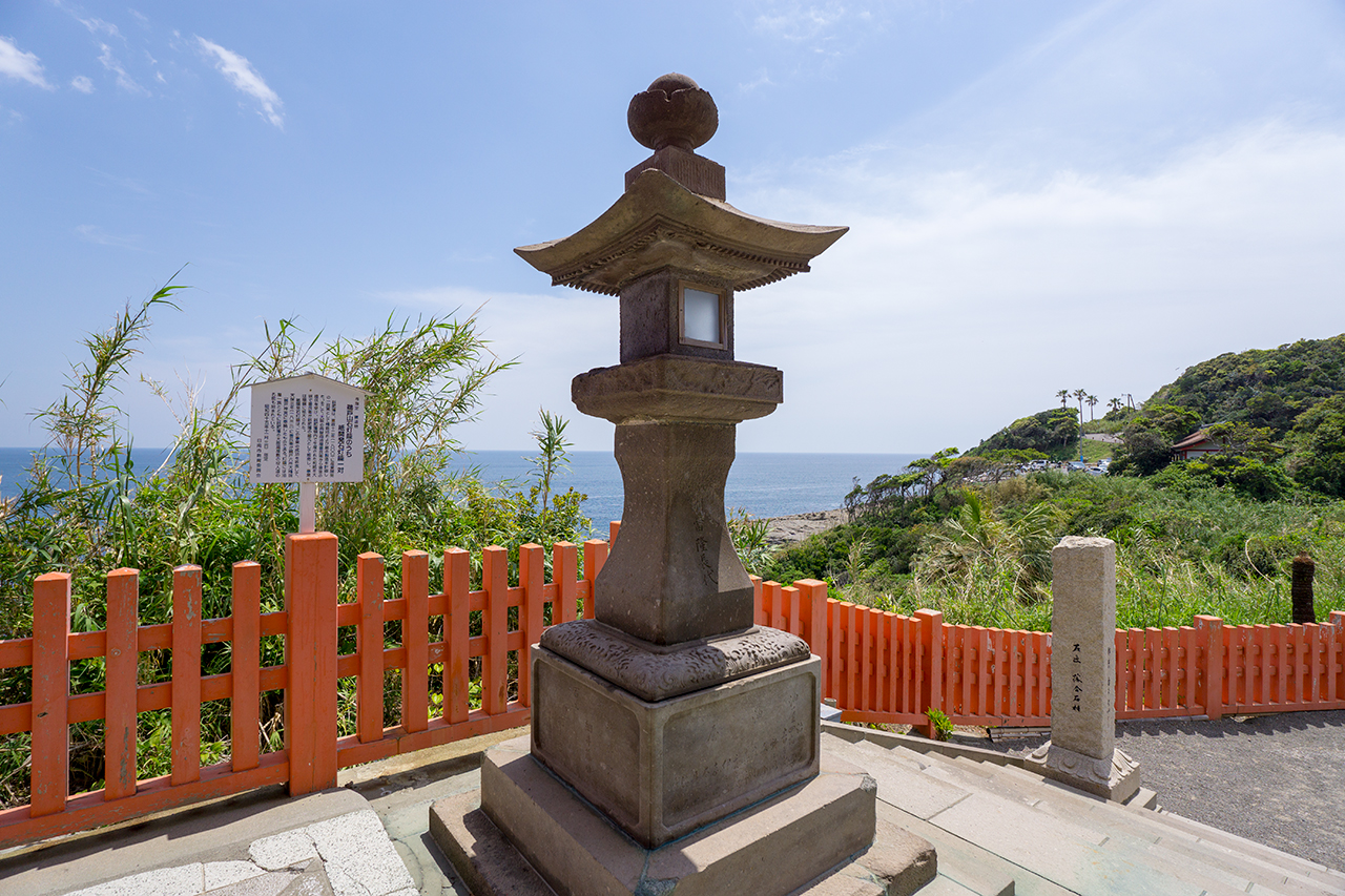 紙開発灯籠