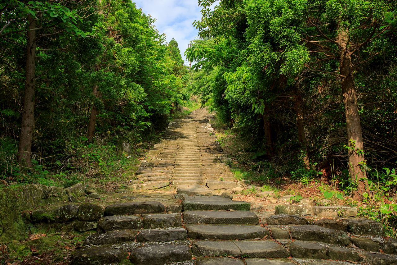 八丁坂参道