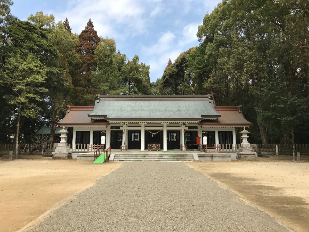 拝殿