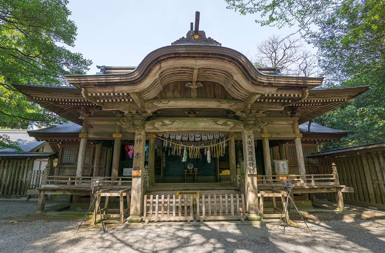 天岩戸神社 西本宮神楽殿