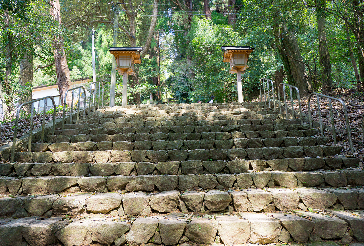 天岩戸神社 東本宮 石段