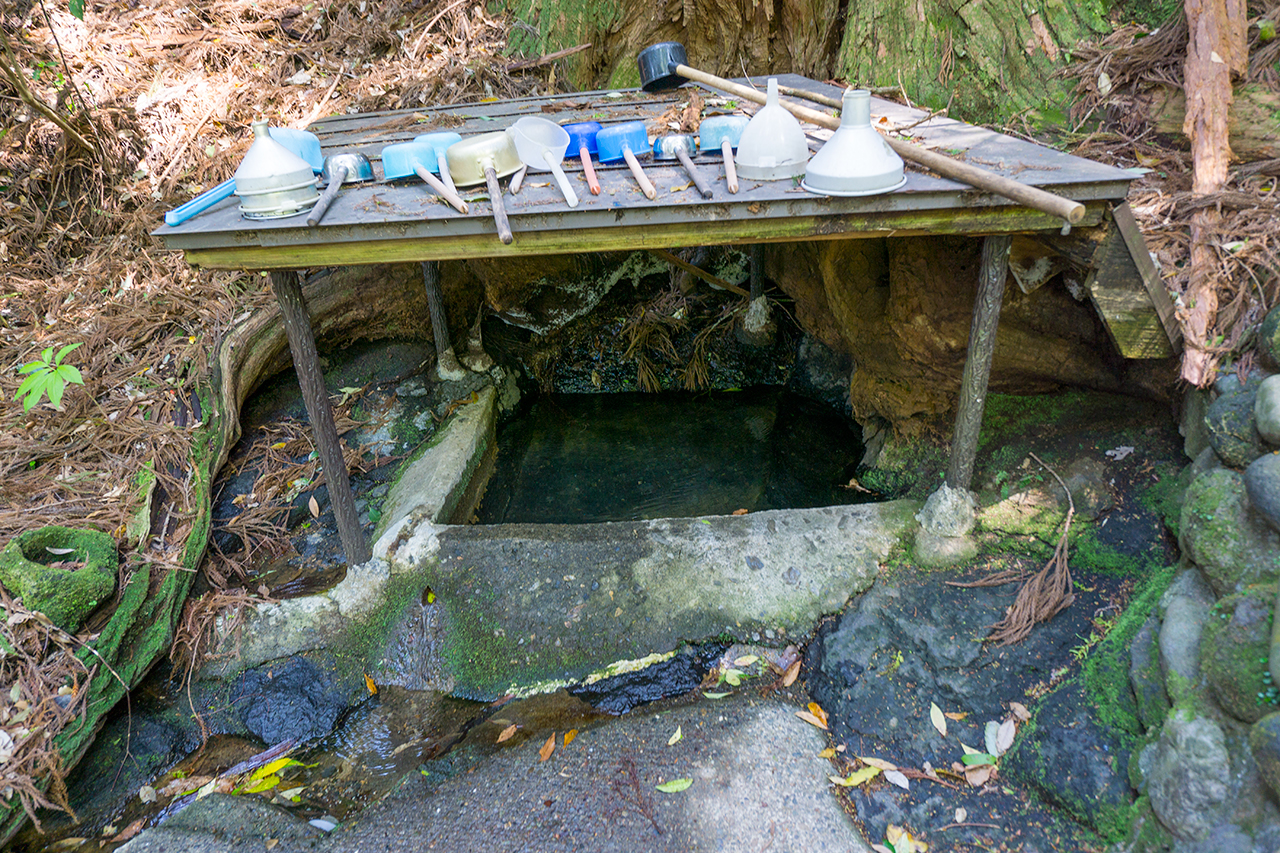 天岩戸神社 御神水