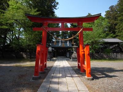 筑摩神社 鳥居と拝殿