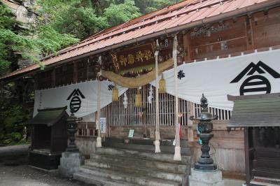 御嶽神社 里宮の本殿拝殿