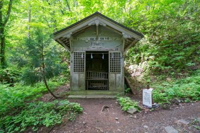 戸隠神社 奥社 飯綱社 社殿