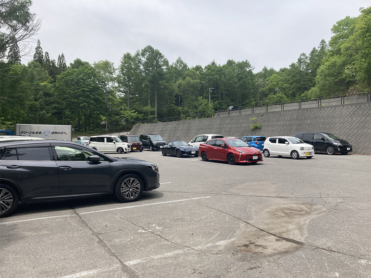 中社西駐車場