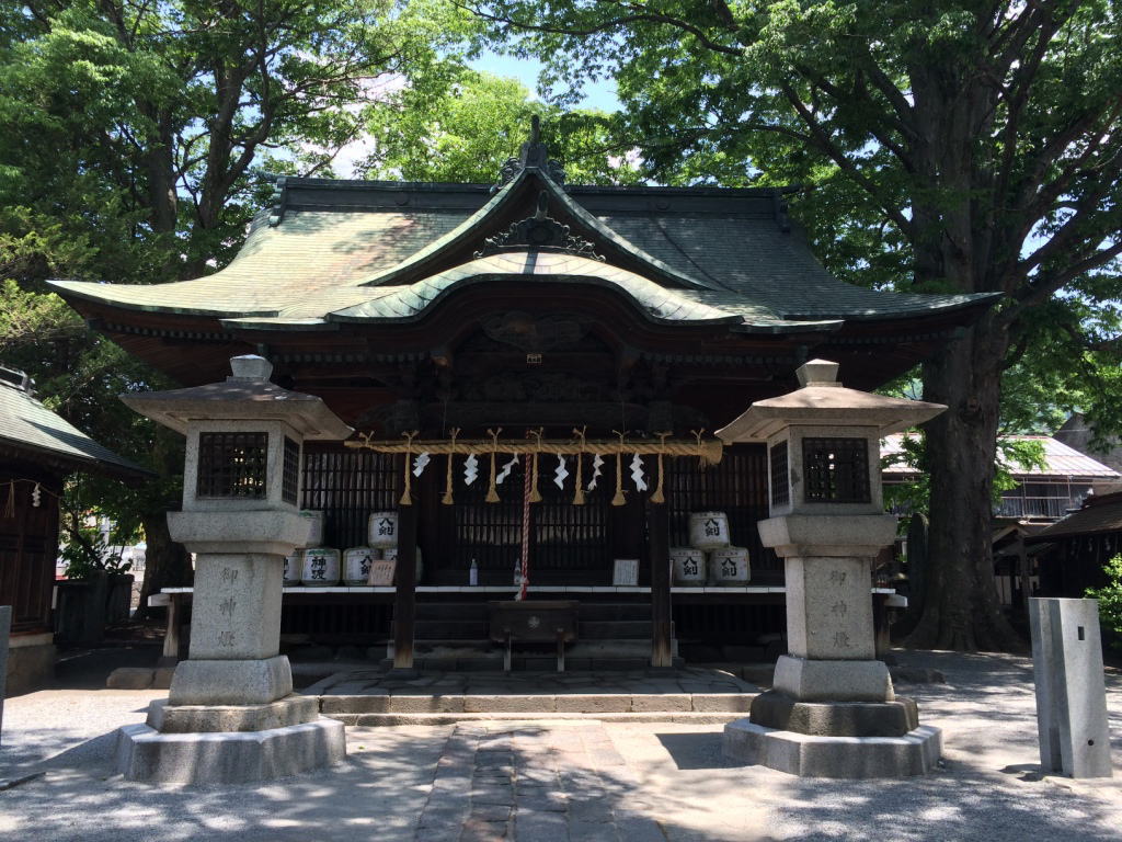 八剱神社 拝殿