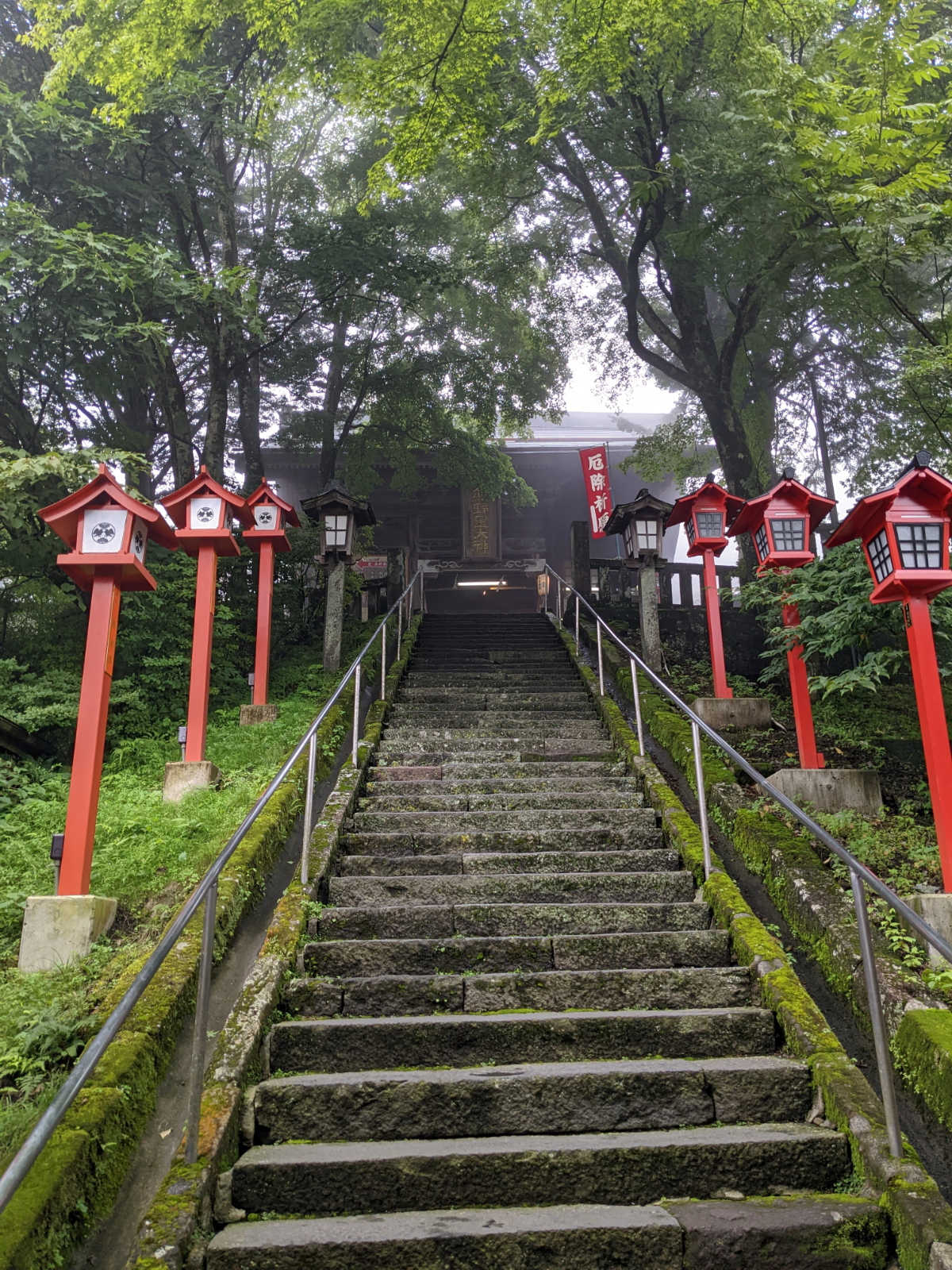 拝殿