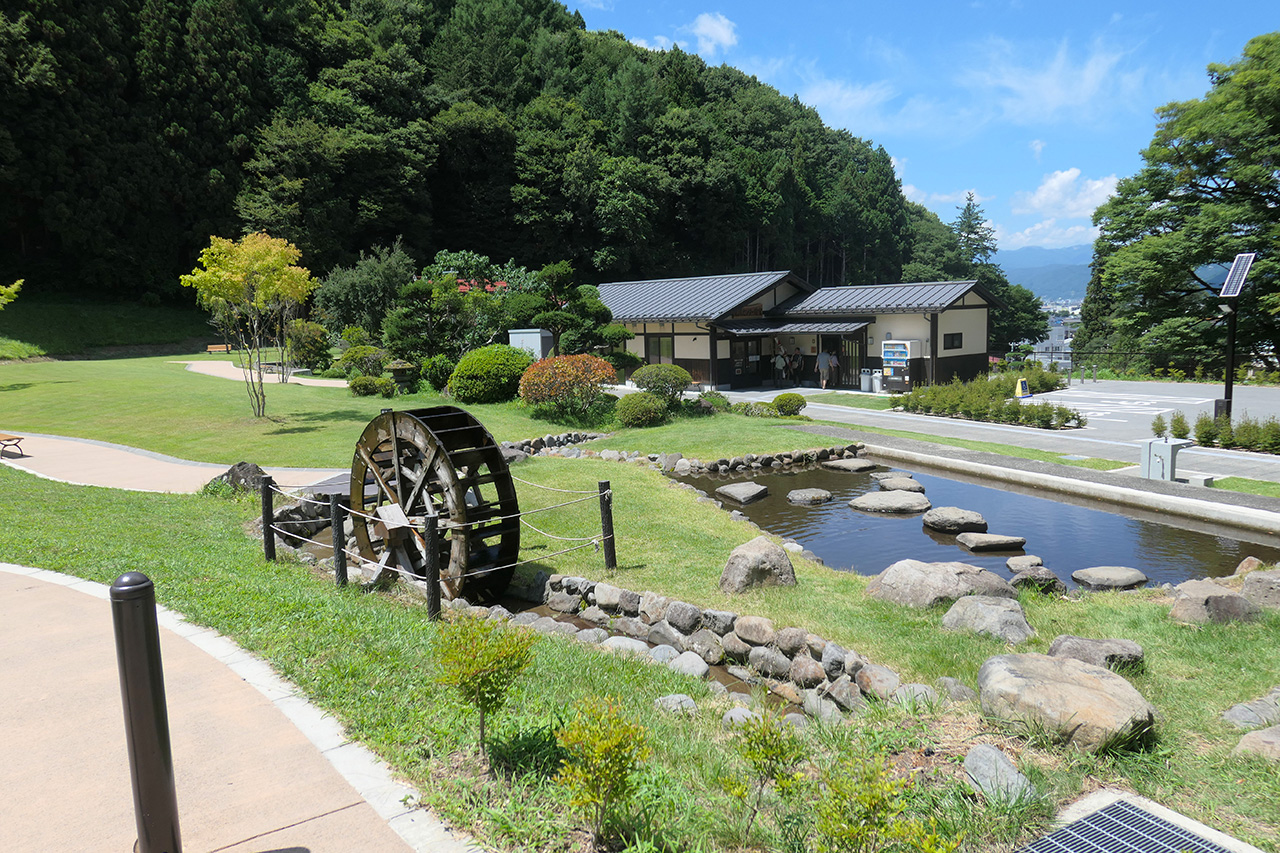 前宮水眼広場