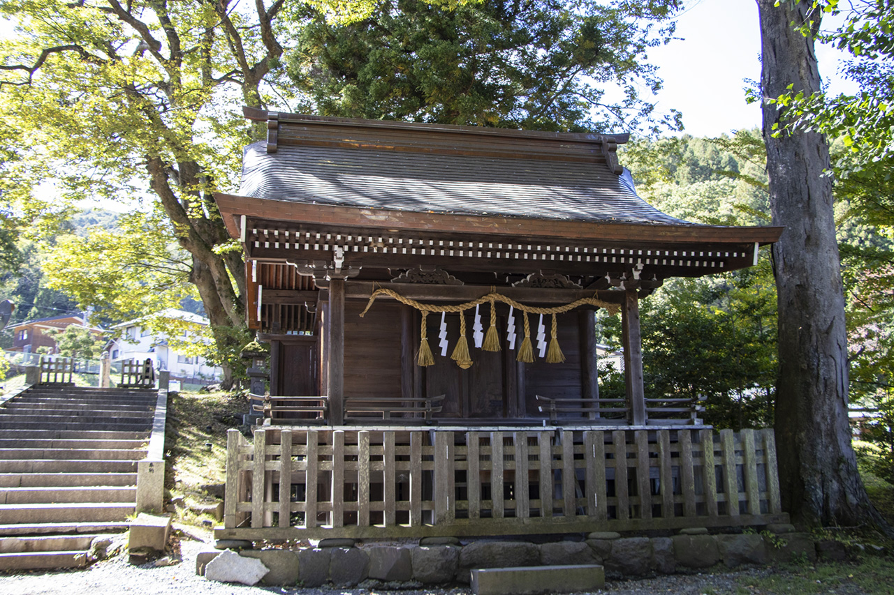 諏訪大社 上社前宮 内御玉殿