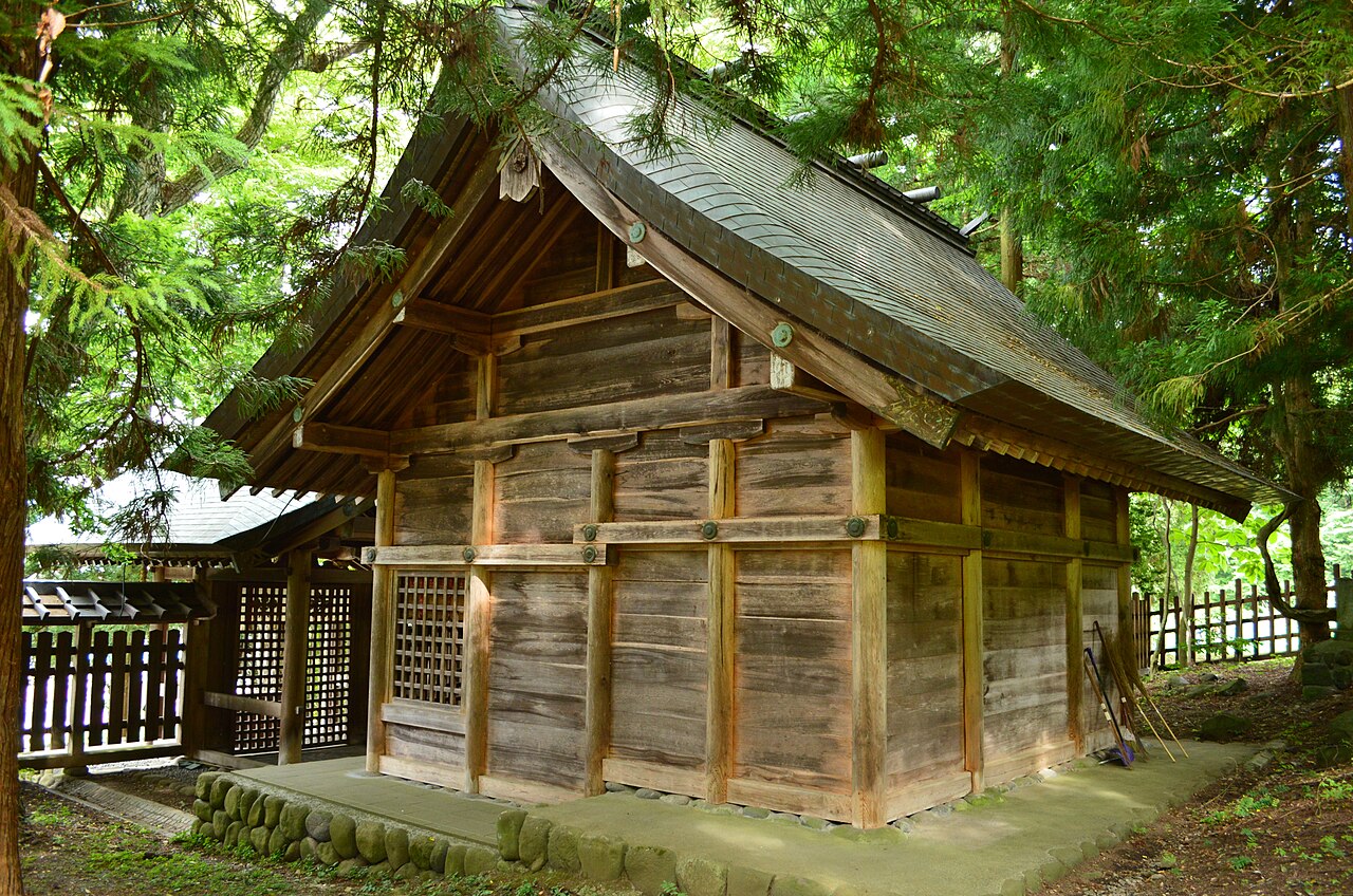 諏訪大社唯一の本殿