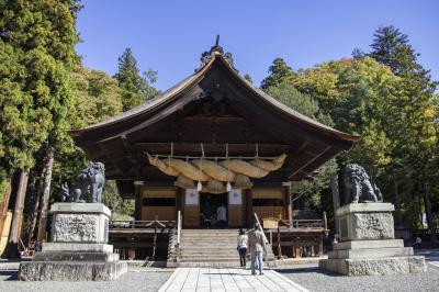 諏訪大社 下社秋宮 神楽殿