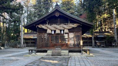 諏訪大社 下社春宮  神楽殿 正面