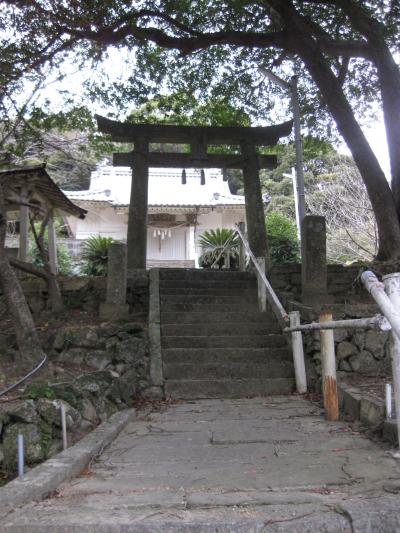 老松神社 鳥居と拝殿