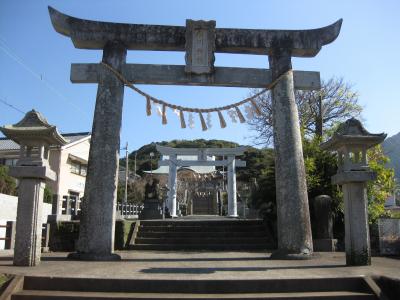 有川神社 鳥居と拝殿