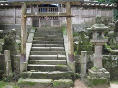 船山神社 鳥居と社殿