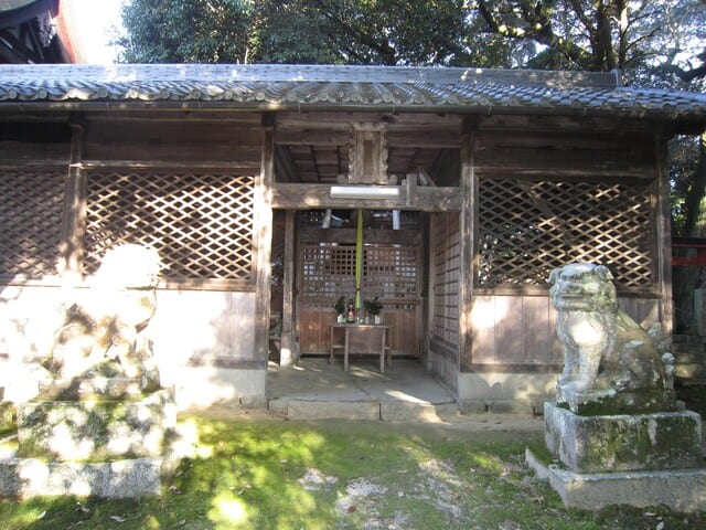 拝殿