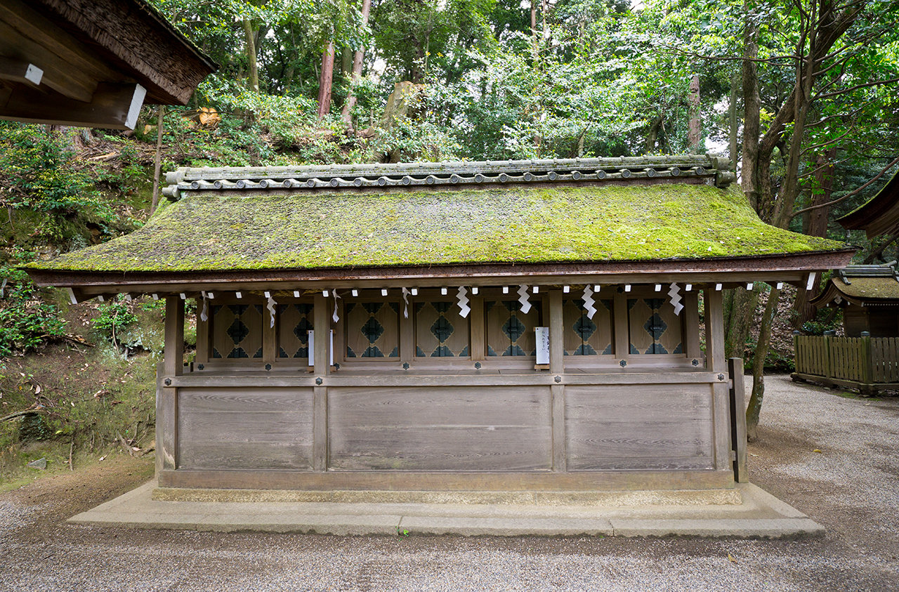 石上神宮 七座社 社殿