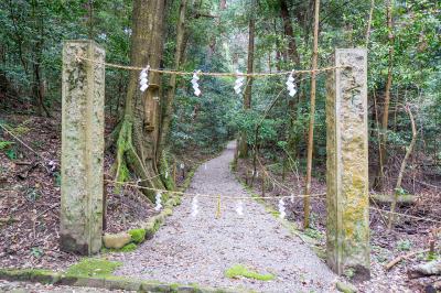 石上神宮 石上神宮 祓戸神社 入口