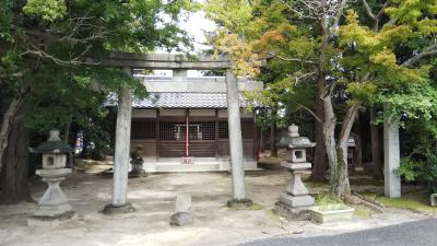 倭恩智神社 鳥居と拝殿
