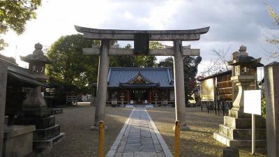 津島神社 鳥居と拝殿