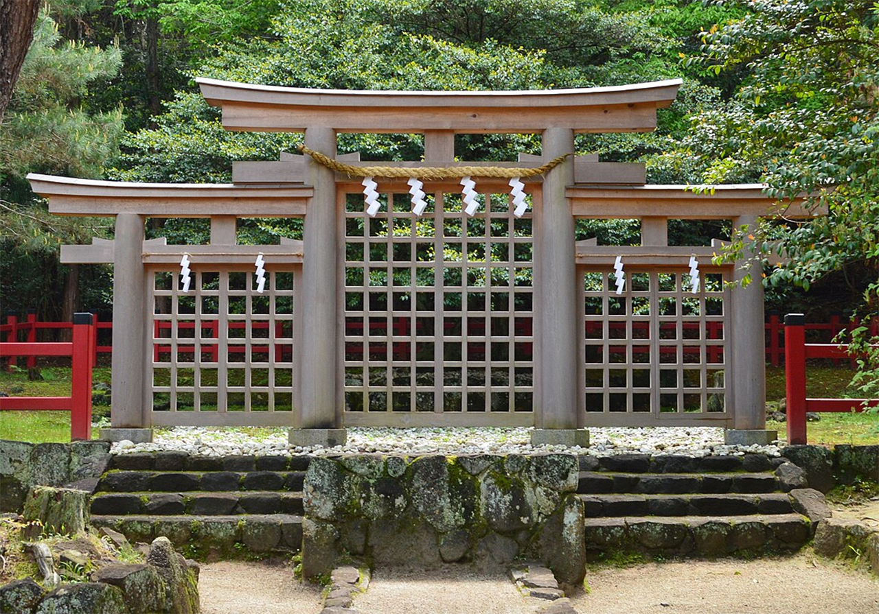 大神神社 三ツ鳥居