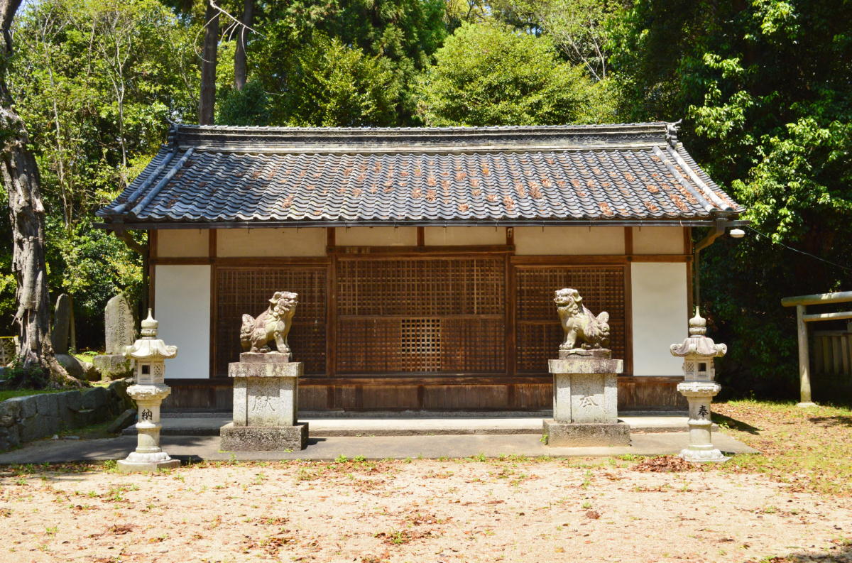 拝殿