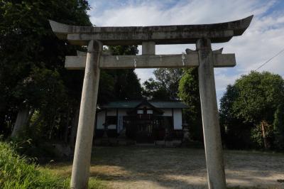 軽樹村坐神社 鳥居と拝殿